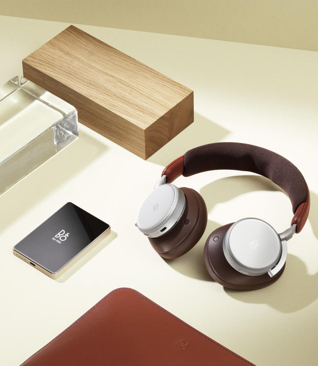 Bang & Olufsen BeoPlay H100 + Powerbank