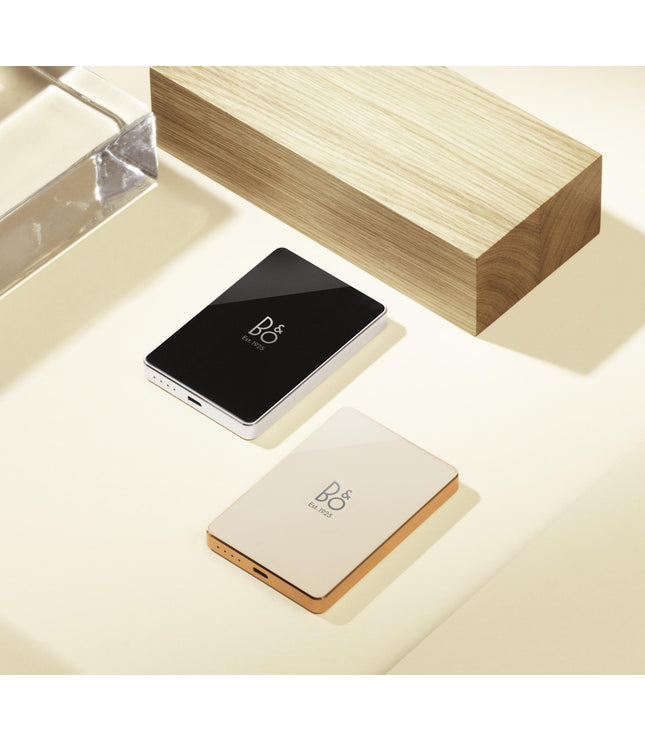 Bang & Olufsen BeoPlay H100 + Powerbank
